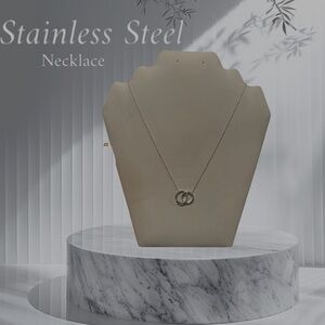 Stainless Stain women’s necklace